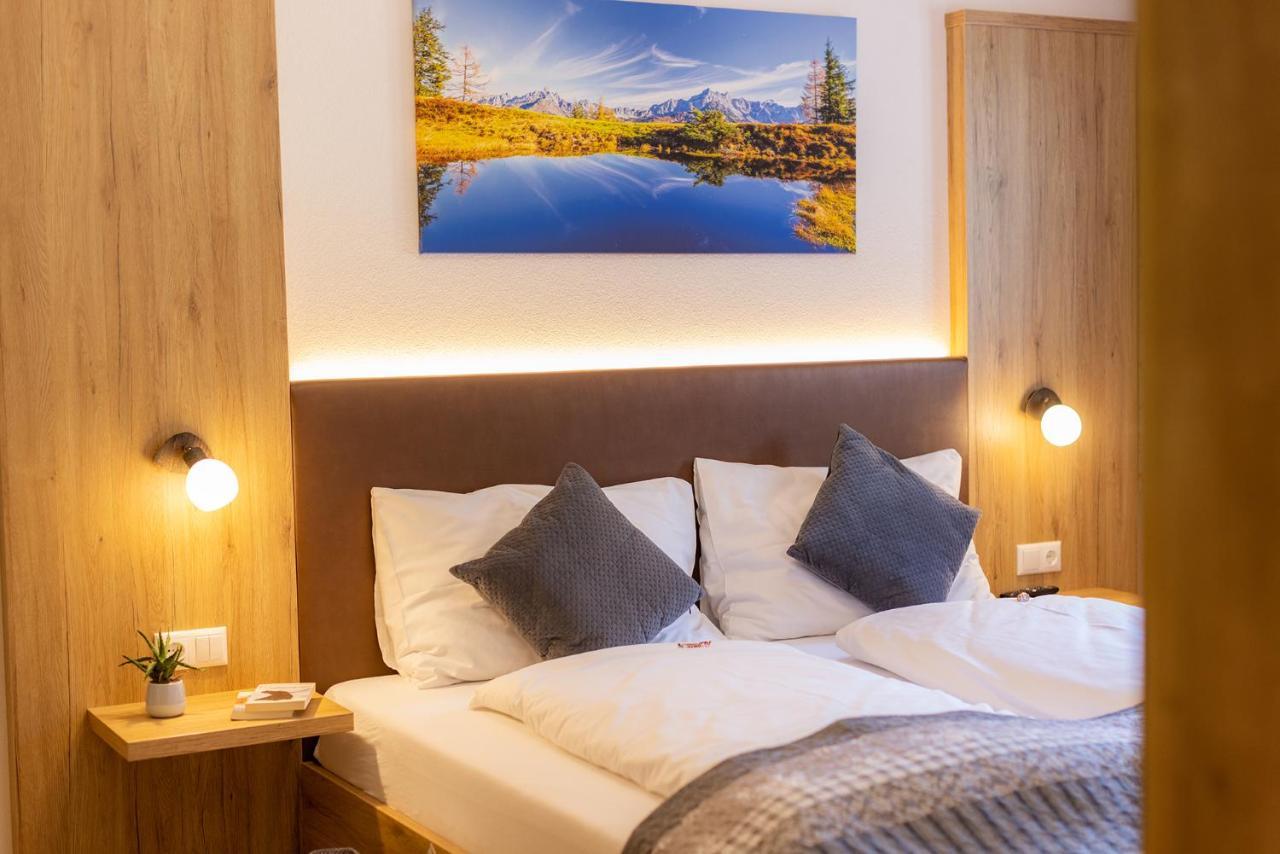 Apart- Und Wellnesshotel Dachsteinresort Русбах-ам-Пас-Гшютт Экстерьер фото