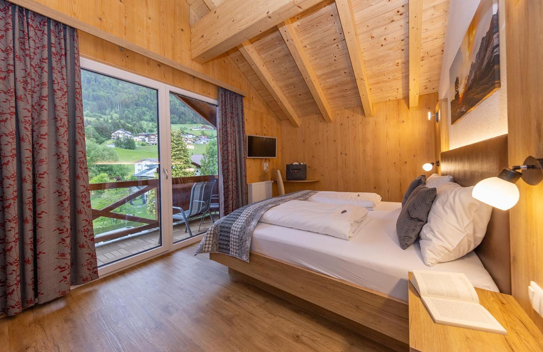 Apart- Und Wellnesshotel Dachsteinresort Русбах-ам-Пас-Гшютт Экстерьер фото